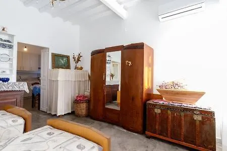 Parikia's Grandma Corner Apartment Parikia (Paros)