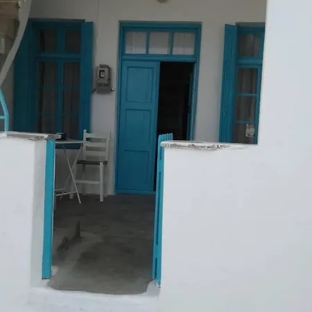 Parikia's Grandma Corner Apartment Parikia (Paros)